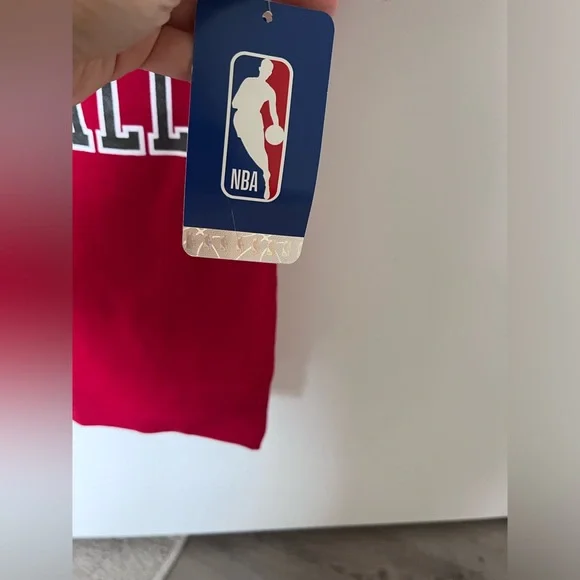 NBA Red Raptors Basketball Short Sleeve Tee - Picture 4 of 5